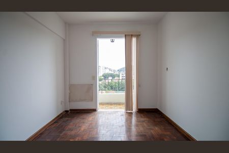 Apartamento à venda com 180m², 2 quartos e 2 vagas Apartamento à venda com 180m², 2 quartos e 2 vagasQuarto 2