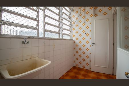 Apartamento à venda com 180m², 2 quartos e 2 vagas Apartamento à venda com 180m², 2 quartos e 2 vagasÁrea de Serviço