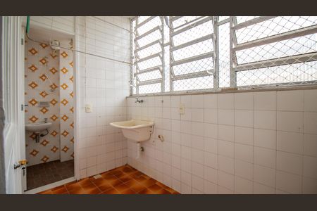 Apartamento à venda com 180m², 2 quartos e 2 vagas Apartamento à venda com 180m², 2 quartos e 2 vagasÁrea de Serviço