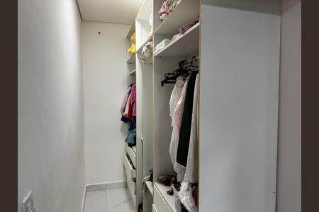 Quarto de casa de condomínio para alugar com 3 quartos, 210m² em Condomínio Village do Gramado, Lagoa Santa