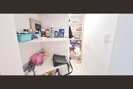 Casa de condomínio à venda com 210m², 3 quartos e 4 vagasSuite 3