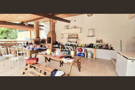 Casa de condomínio à venda com 210m², 3 quartos e 4 vagasÁrea comum