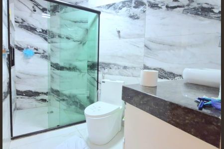 Banheiro Suíte 1 de casa de condomínio para alugar com 3 quartos, 210m² em Condomínio Village do Gramado, Lagoa Santa