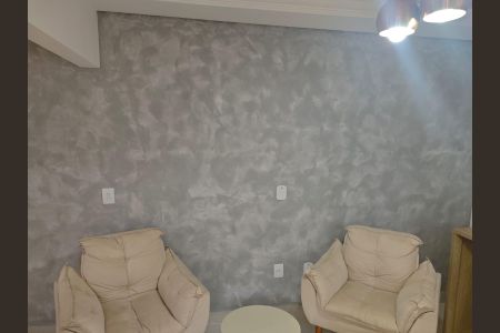 Sala de casa de condomínio para alugar com 3 quartos, 210m² em Condomínio Village do Gramado, Lagoa Santa