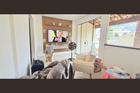 Casa de condomínio à venda com 210m², 3 quartos e 4 vagasSuite 2