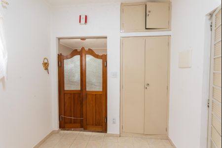 Casa à venda com 175m², 3 quartos e 3 vagasQuarto de Serviço