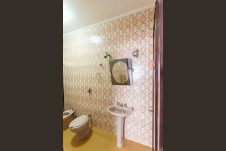 Casa à venda com 175m², 3 quartos e 3 vagasBanheiro da Suíte