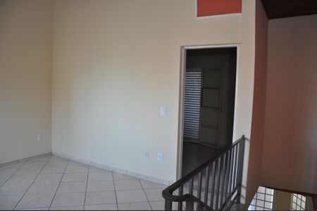 Casa para alugar com 123m², 3 quartos e 1 vaga Casa para alugar com 123m², 3 quartos e 1 vagaSala 2