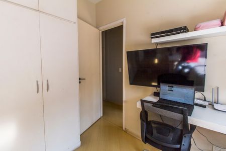 Casa de condomínio para alugar com 180m², 4 quartos e 2 vagasQuarto 2