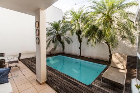 Vista da Sala de casa de condomínio à venda com 5 quartos, 180m² em Residencial Dois (tambore), Santana de Parnaíba