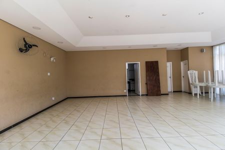 Casa de condomínio para alugar com 180m², 4 quartos e 2 vagasÁrea comum - Salão de festas