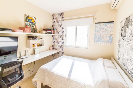 Casa de condomínio para alugar com 180m², 4 quartos e 2 vagasQuarto 2