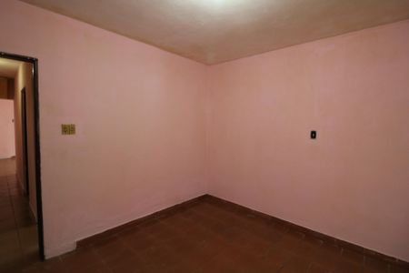 Sala de casa para alugar com 1 quarto, 70m² em Parque dos Bancarios, São Paulo