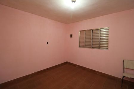 Sala de casa para alugar com 1 quarto, 70m² em Parque dos Bancarios, São Paulo