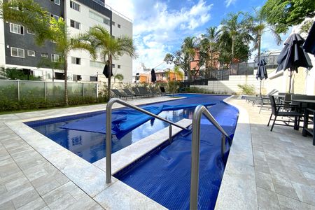 Apartamento à venda com 83m², 3 quartos e 2 vagasÁrea comum - Piscina