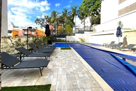 Apartamento à venda com 83m², 3 quartos e 2 vagasÁrea comum - Piscina