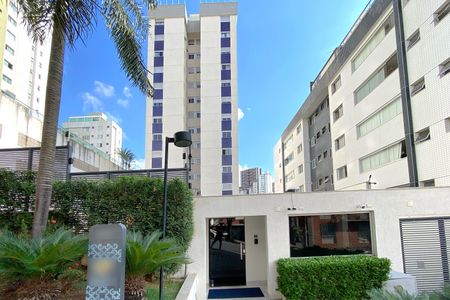 Apartamento à venda com 83m², 3 quartos e 2 vagasFachada