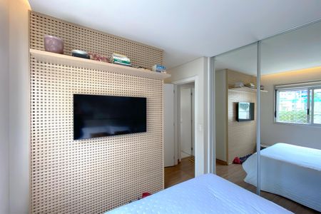 Apartamento à venda com 83m², 3 quartos e 2 vagasSuite 1