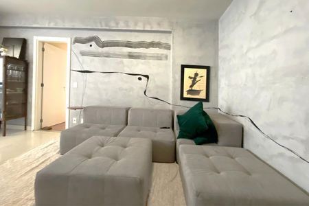 Apartamento à venda com 83m², 3 quartos e 2 vagasSala