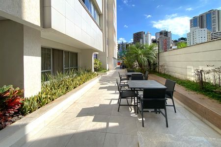 Apartamento à venda com 83m², 3 quartos e 2 vagasÁrea comum - Pátio