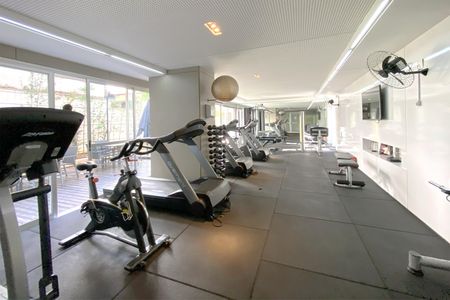 Apartamento à venda com 83m², 3 quartos e 2 vagasÁrea comum - Academia