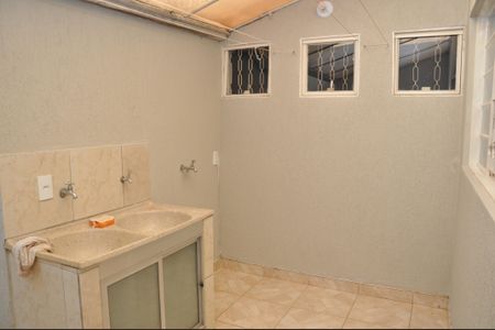 Casa para alugar com 123m², 3 quartos e 1 vagaÁrea de Serviço