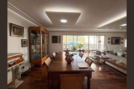 Apartamento à venda com 167m², 3 quartos e 4 vagas