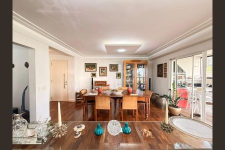 Apartamento à venda com 167m², 3 quartos e 4 vagas