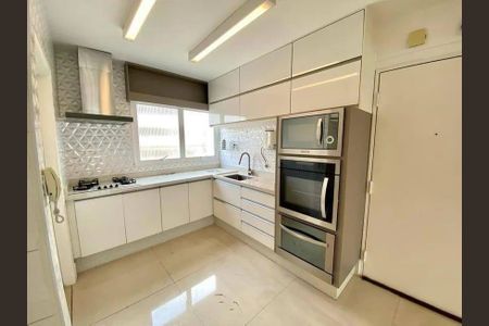 Apartamento à venda com 116m², 3 quartos e 2 vagas