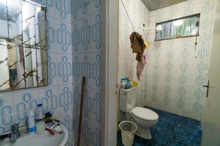 Casa para alugar com 499m², 4 quartos e 6 vagasPorão - Banheiro