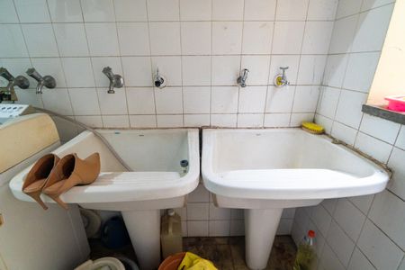 Casa para alugar com 499m², 4 quartos e 6 vagasLavanderia Detalhe