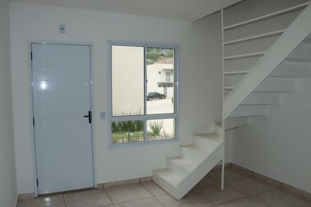 Sala de casa de condomínio para alugar com 2 quartos, 72m² em Centreville, Cotia