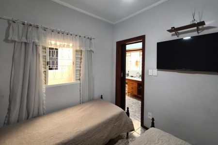 Casa à venda com 305m², 4 quartos e 3 vagasQuarto 2