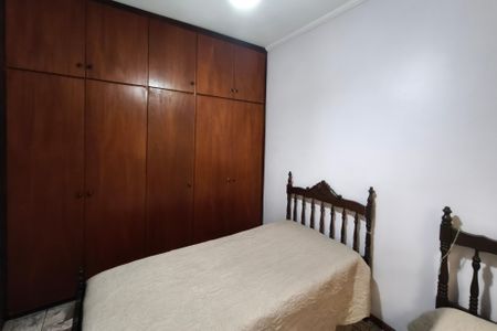 Casa à venda com 305m², 4 quartos e 3 vagasQuarto 2