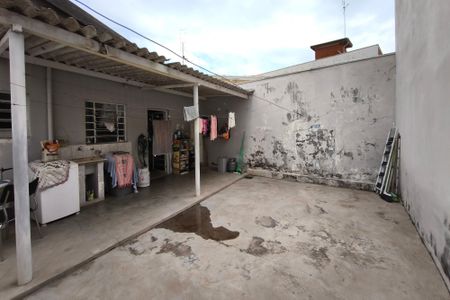 Casa à venda com 305m², 4 quartos e 3 vagasEdicula