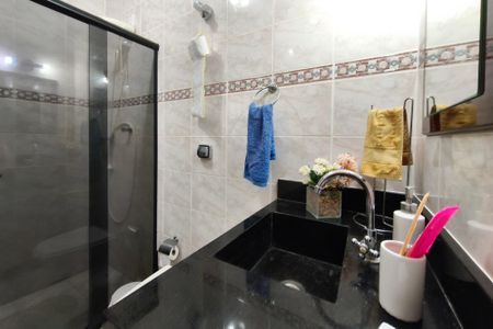 Casa à venda com 305m², 4 quartos e 3 vagasBanheiro