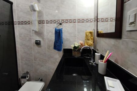 Casa à venda com 305m², 4 quartos e 3 vagasBanheiro