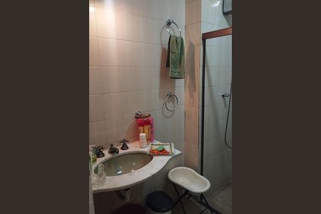 Apartamento à venda com 77m², 3 quartos e sem vaga