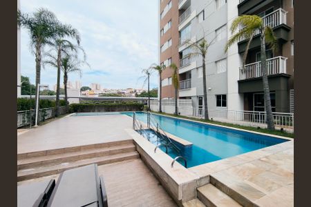 Apartamento à venda com 61m², 2 quartos e sem vagaÁrea comum - Piscina