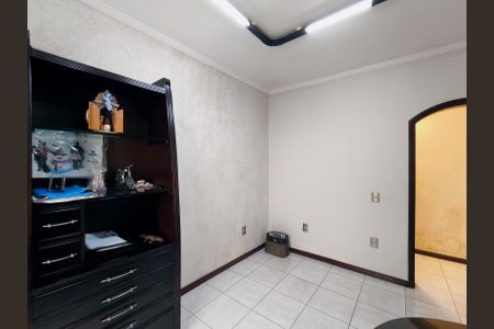 Casa de condomínio à venda com 243m², 3 quartos e 2 vagasQuarto 