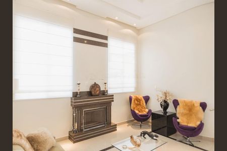 Casa à venda com 585m², 4 quartos e 2 vagas