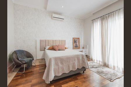 Casa à venda com 585m², 4 quartos e 2 vagas