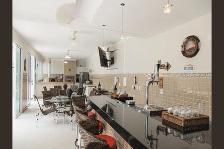 Casa à venda com 585m², 4 quartos e 2 vagas