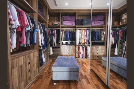 Casa à venda com 585m², 4 quartos e 2 vagas