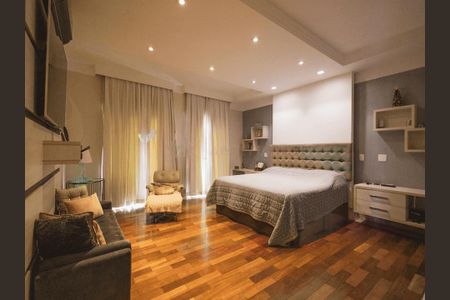 Casa à venda com 585m², 4 quartos e 2 vagas