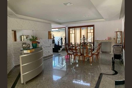 Casa à venda com 3 quartos, 531m² em Parque Portal do Paraiso, Jundiaí