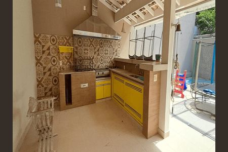 Casa à venda com 3 quartos, 280m² em Jardim Santa Teresa, Jundiaí