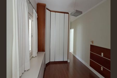 Casa à venda com 3 quartos, 280m² em Jardim Santa Teresa, Jundiaí