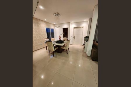 Casa à venda com 3 quartos, 245m² em Jardim Paulista II, Jundiaí