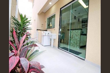 Casa à venda com 104m², 3 quartos e sem vaga